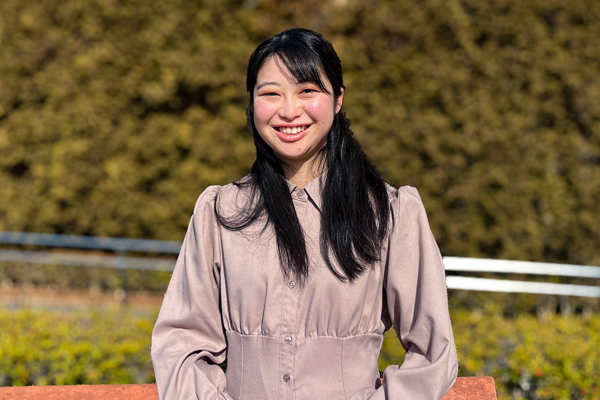 飯村栞