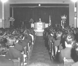 大学の入学式で式辞を読む藏五郎（1962年）